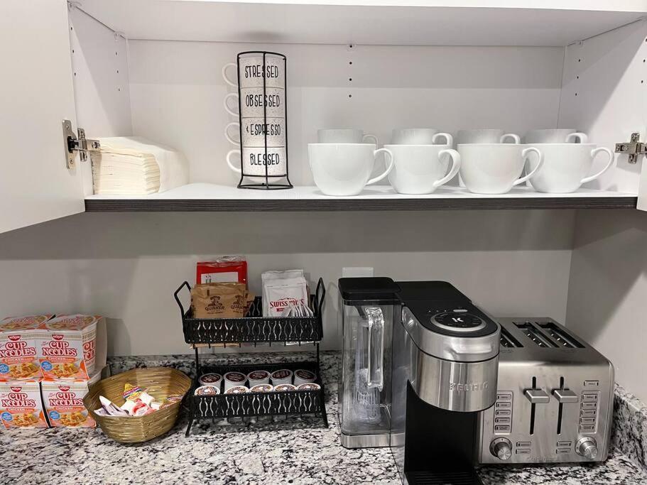 Exotic Basement Apartment, Fully Furnished Прово Екстериор снимка